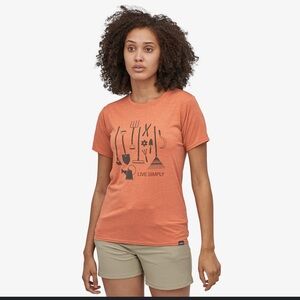 Patagonia Women's live Simply Capilene‎ cool shirt small
